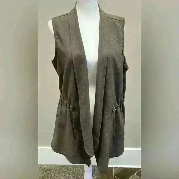 Maurices Tops - ✨Maurice’s L opening cinch waist vest waterfall open cardigan casual army green
